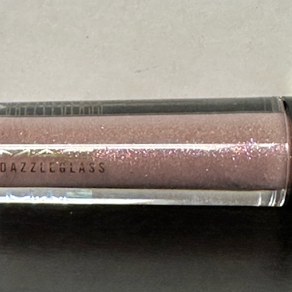 MAC dazzleglass Dressed to Dazzle Limited Edition - Picture 3 of 4